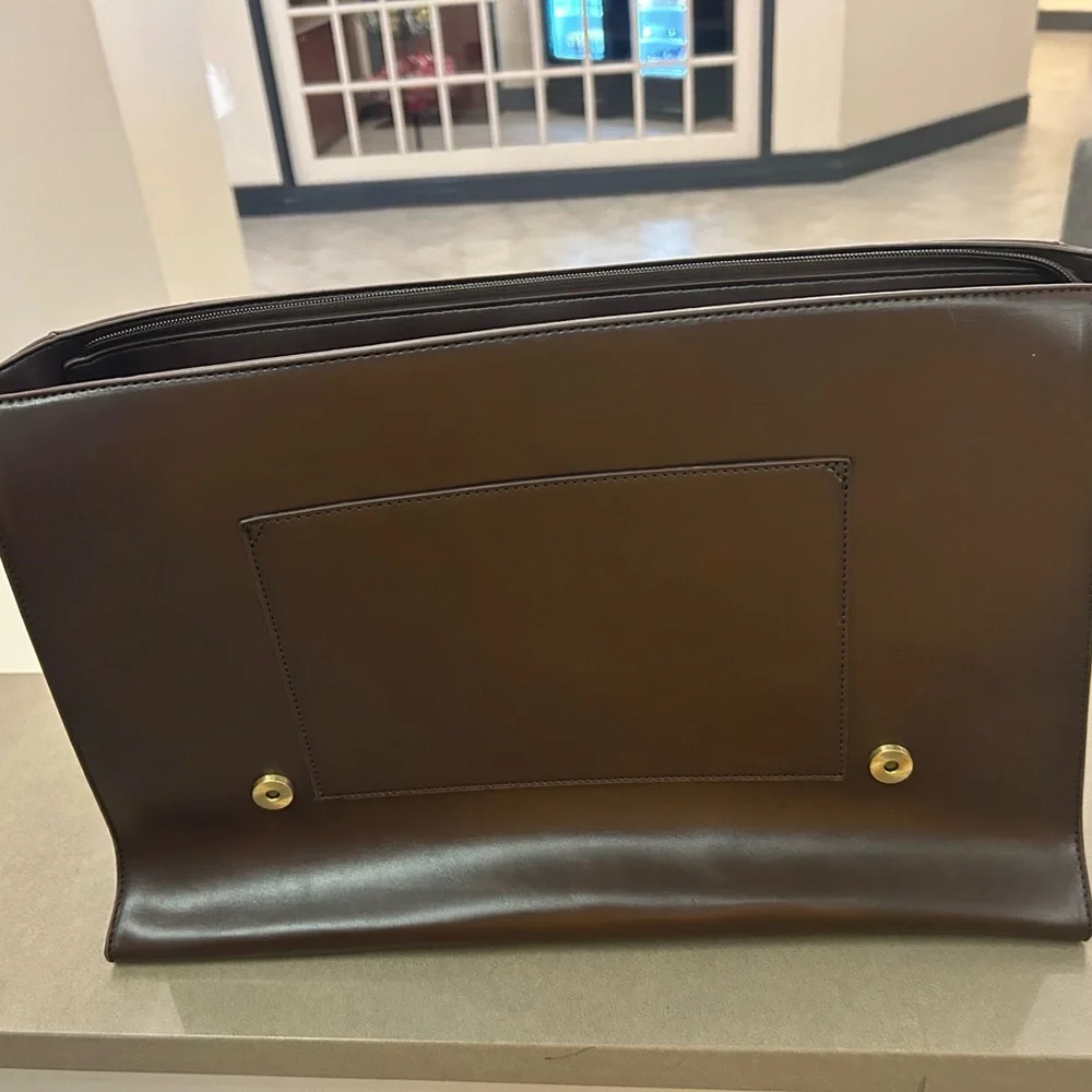 Walasa Brown Leather Briefcase with Structured Design and Top Handle